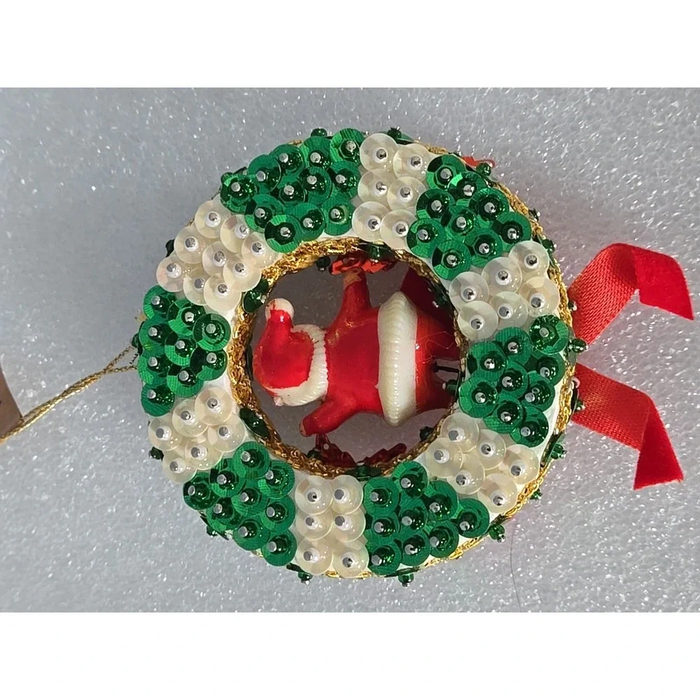 Beautiful Vintage Push Pin Bead Sequin With Santa Christmas Tree Wreath Ornament